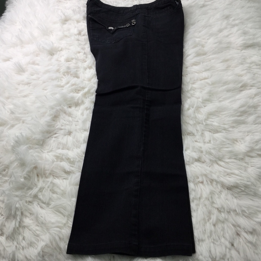 Bill Blass - Women's Black Jeans - Picture 5 of 7